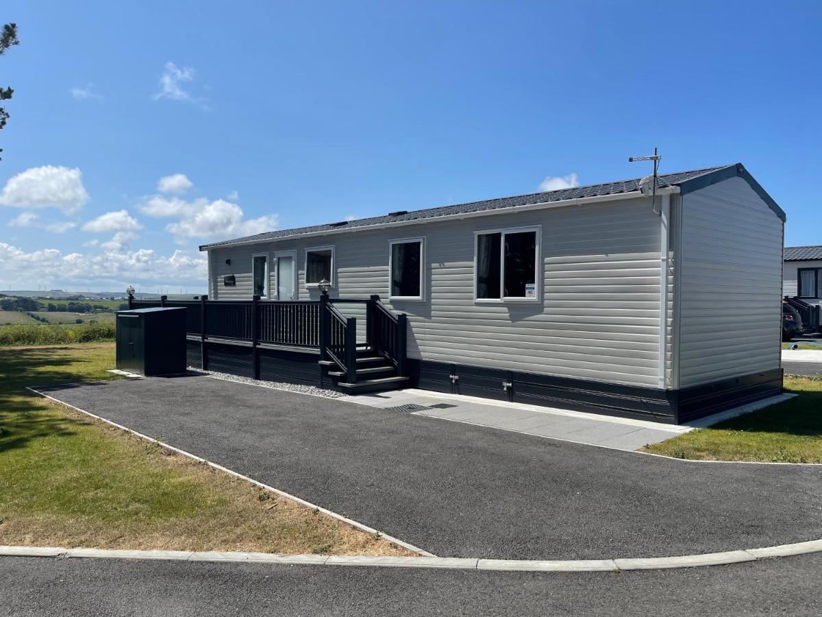 Holiday Home With Stunning Views New Quay Exteriör bild
