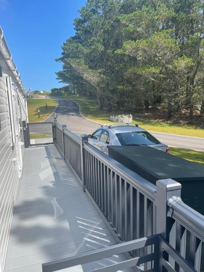 Holiday Home With Stunning Views New Quay Exteriör bild